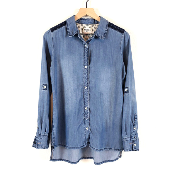 Anthro Holding Horses SIZE S Blue Chambray Denim Embroidered Button Down Women’s - Picture 10 of 10